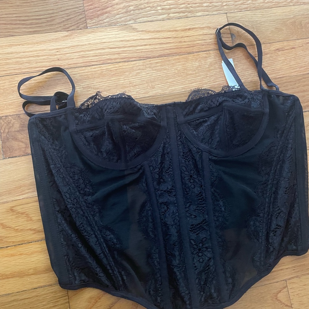 Elegant Black Lace Bustier